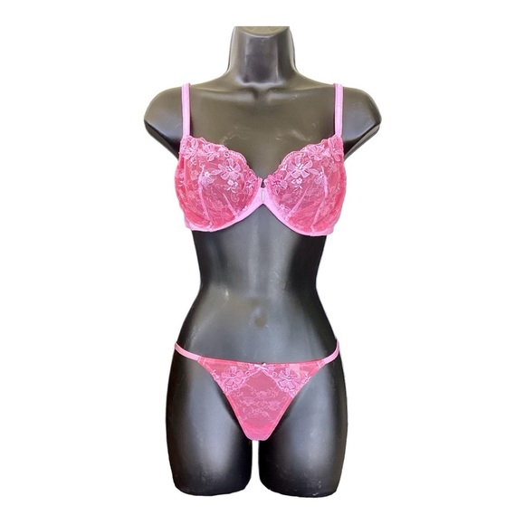 NWT 3 Piece Pink Lace Sexy Little Things Bra and Panty with Matching Garter - Picture 1 of 16